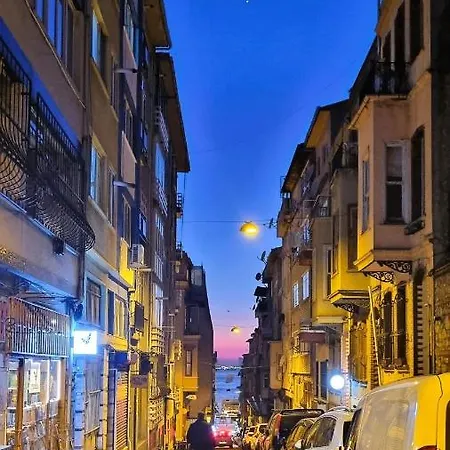 Tam Merkezde Yepyeni Bir Apartment *